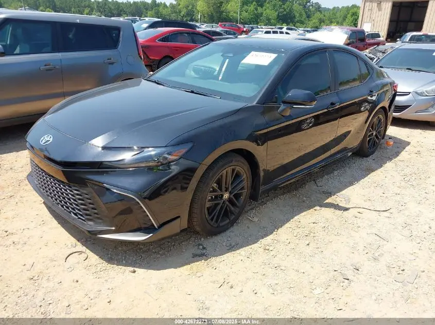 2025 TOYOTA CAMRY SE