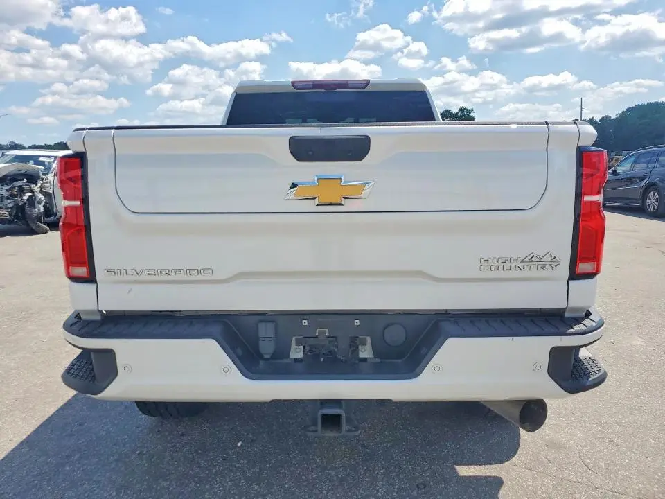 2024 CHEVROLET SILVERADO K2500 HIGH COUNTRY  