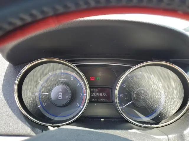 2013 HYUNDAI SONATA SE  
