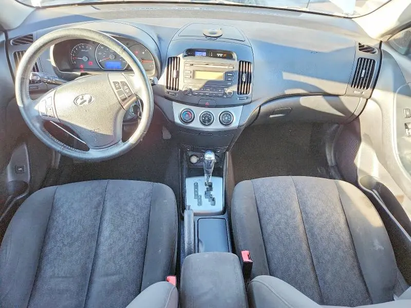 2010 HYUNDAI ELANTRA SE  