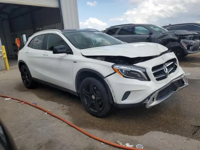 2015 MERCEDES-BENZ GLA 250 4MATIC  