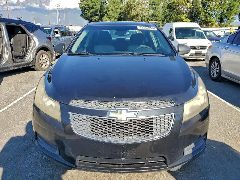 2011 CHEVROLET CRUZE LS  