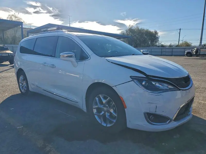 2019 CHRYSLER PACIFICA LIMITED  