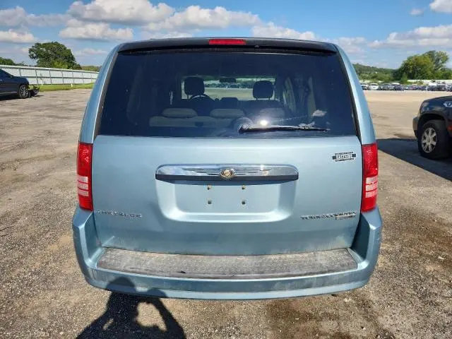 2010 CHRYSLER TOWN & COUNTRY LX  