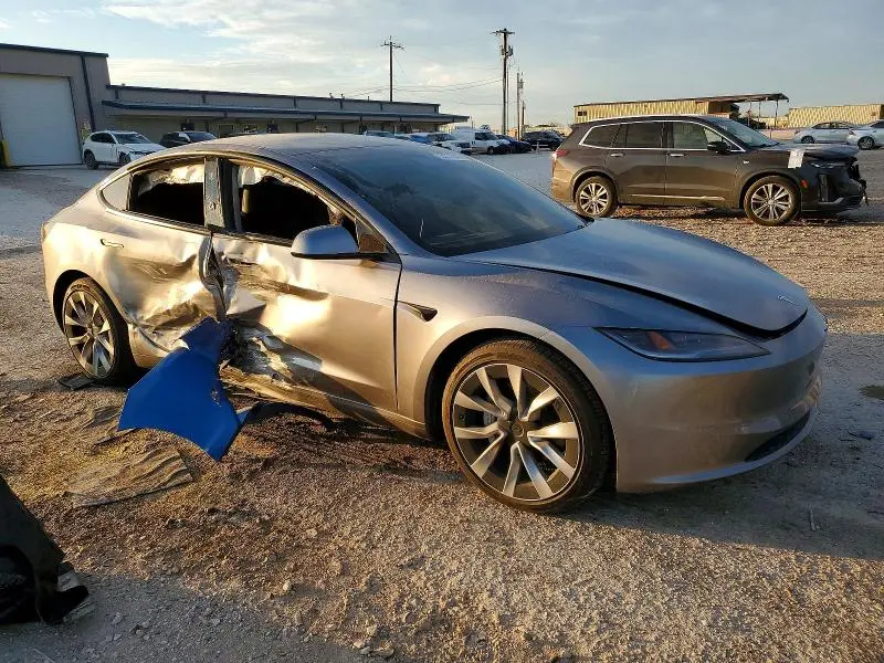 2025 TESLA MODEL 3   