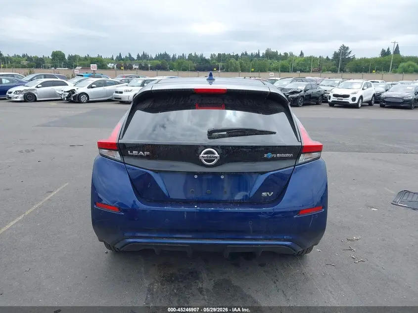 2020 NISSAN LEAF SV 40 KWH