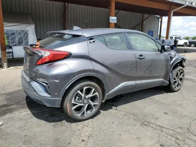 2020 TOYOTA C-HR XLE  