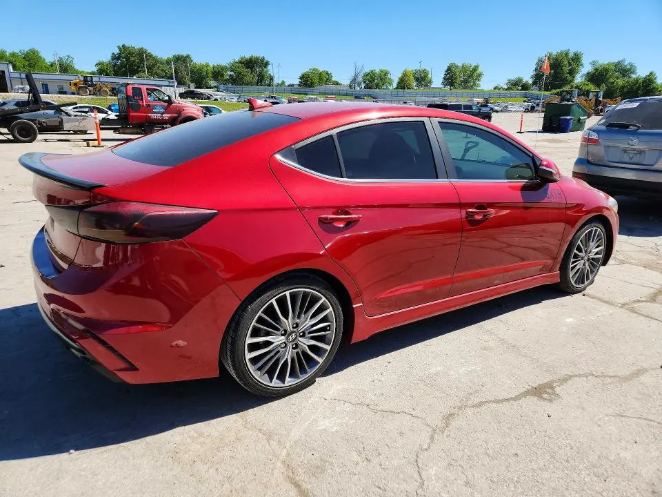 2018 HYUNDAI ELANTRA SPORT  
