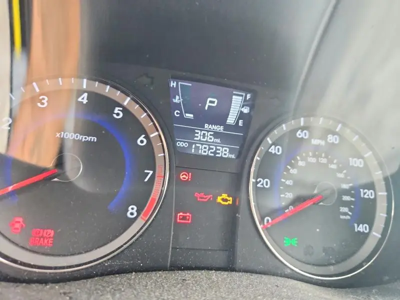 2014 HYUNDAI ACCENT GLS  