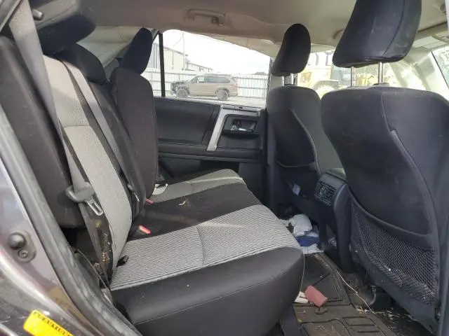 2023 TOYOTA 4RUNNER SE  