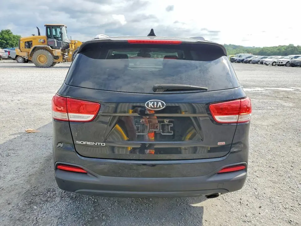 2016 KIA SORENTO LX  