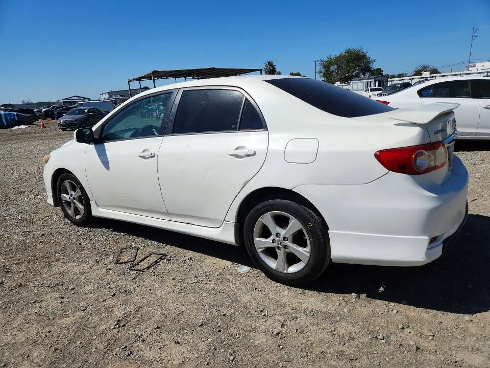 2013 TOYOTA COROLLA S  