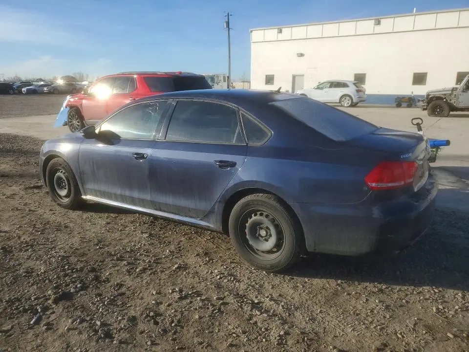 2012 VOLKSWAGEN PASSAT S  