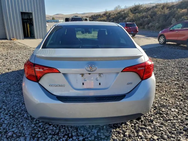 2017 TOYOTA COROLLA SE  