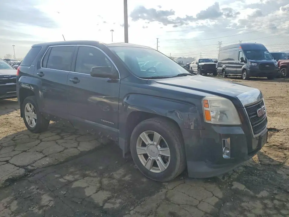 2013 GMC TERRAIN SLE  