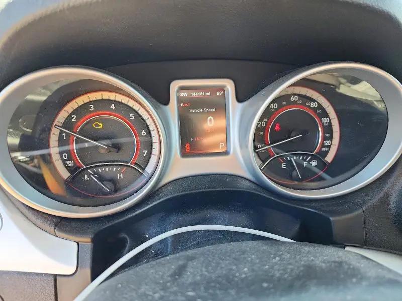 2011 DODGE JOURNEY CREW  