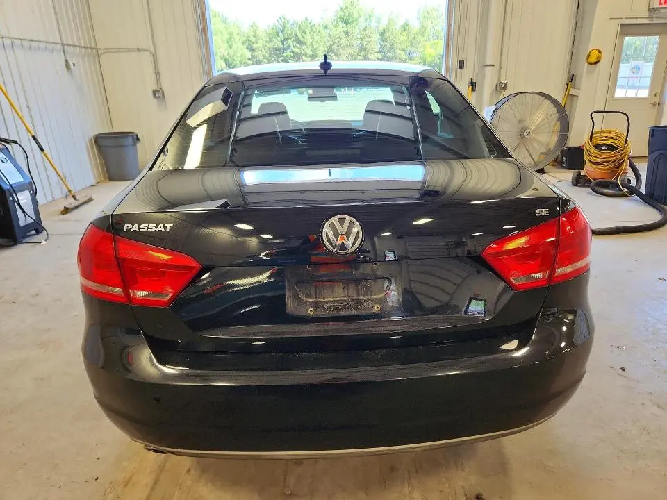 2012 VOLKSWAGEN PASSAT SE  