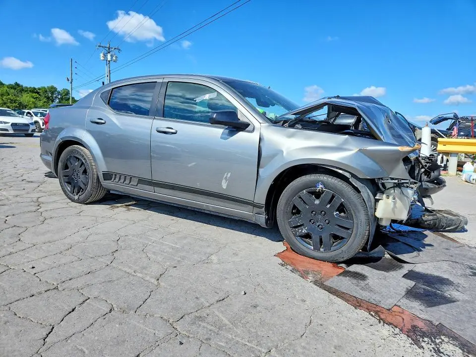 2012 DODGE AVENGER SE  