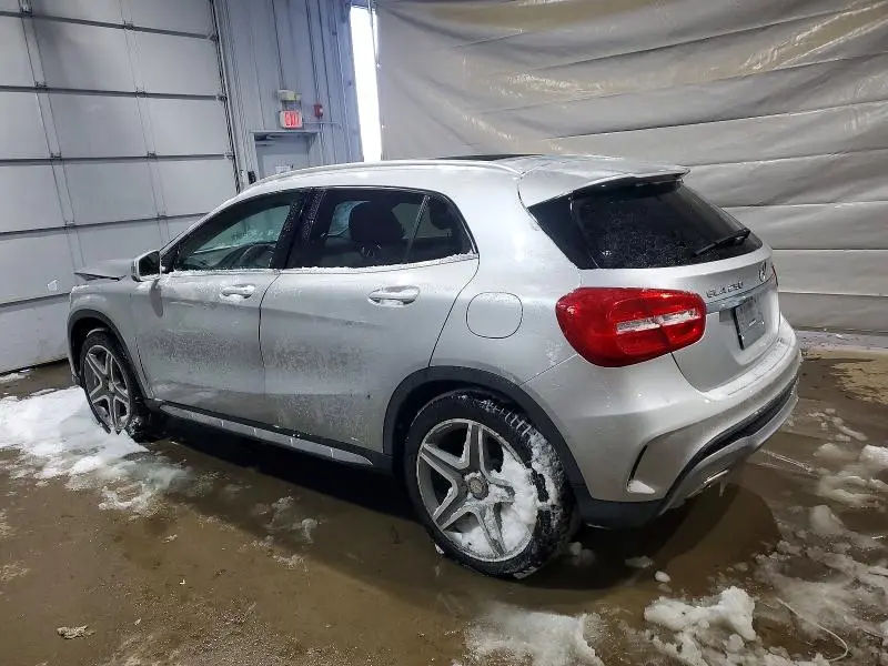 2015 MERCEDES-BENZ GLA 250 4MATIC  