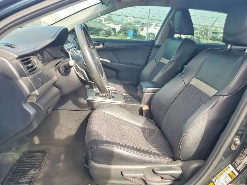 2013 TOYOTA CAMRY SE  