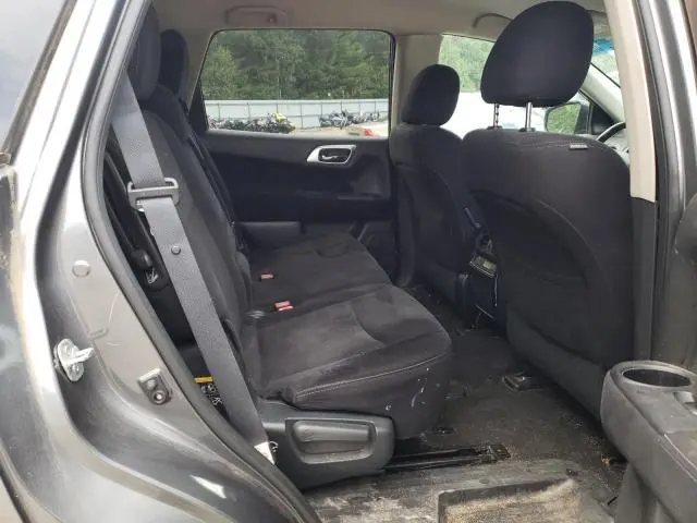 2016 NISSAN PATHFINDER S  