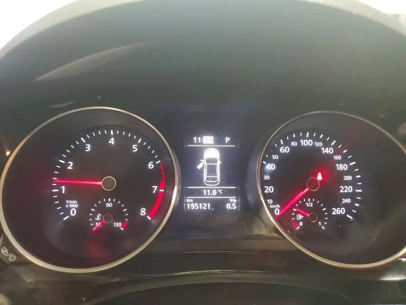 2017 VOLKSWAGEN JETTA SEL  