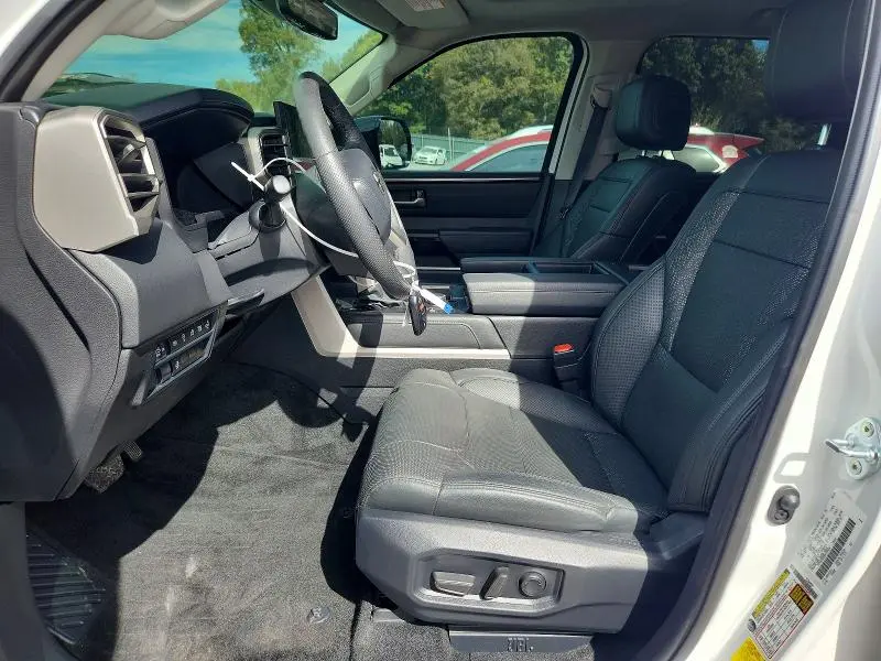 2024 TOYOTA TUNDRA LIMITED  