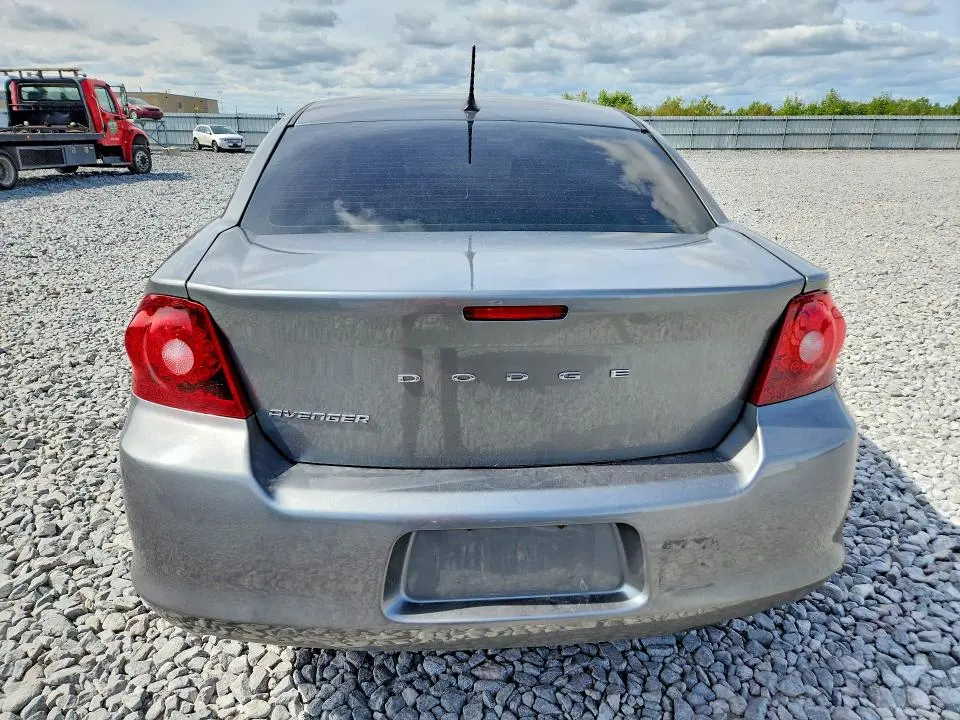 2012 DODGE AVENGER SE  