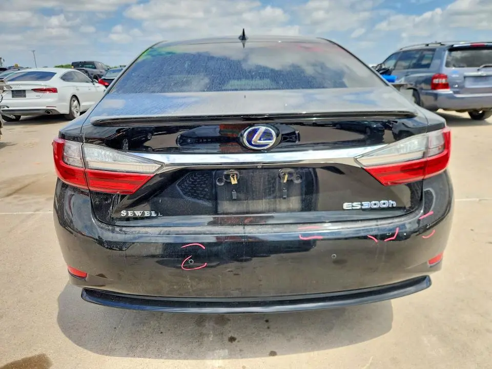 2018 LEXUS ES 300H  