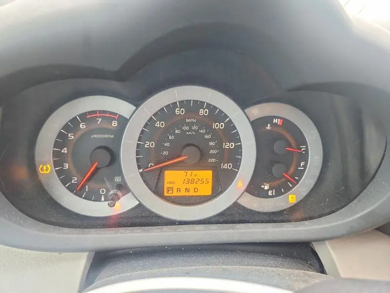2010 TOYOTA RAV4 BASE  
