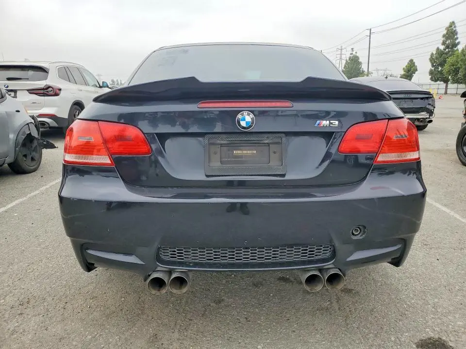 2010 BMW M3   