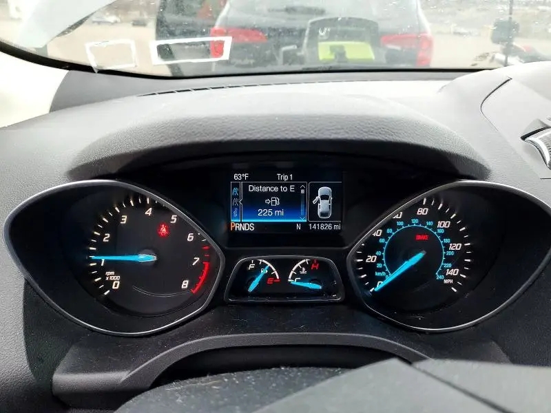 2016 FORD ESCAPE SE  