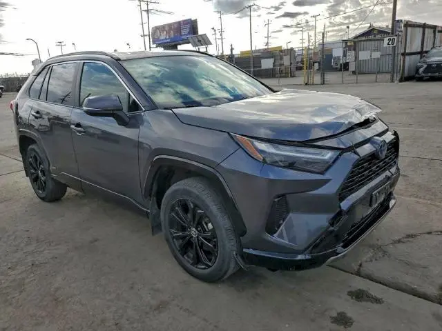 2023 TOYOTA RAV4 SE  