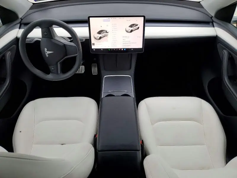 2024 TESLA MODEL Y   