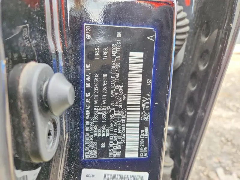 2020 TOYOTA HIGHLANDER XLE  