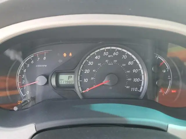 2012 TOYOTA SIENNA LE  