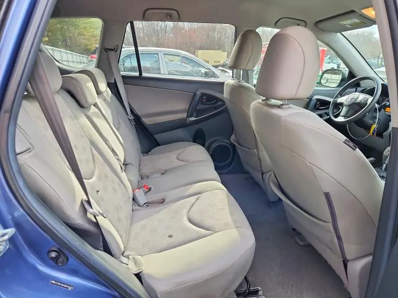 2011 TOYOTA RAV4 BASE  