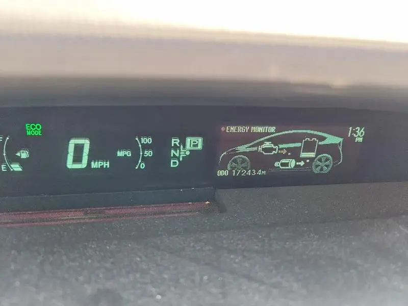 2011 TOYOTA PRIUS THREE  