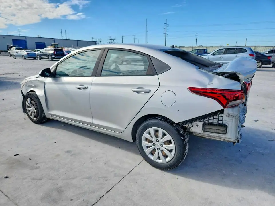 2018 HYUNDAI ACCENT SE  