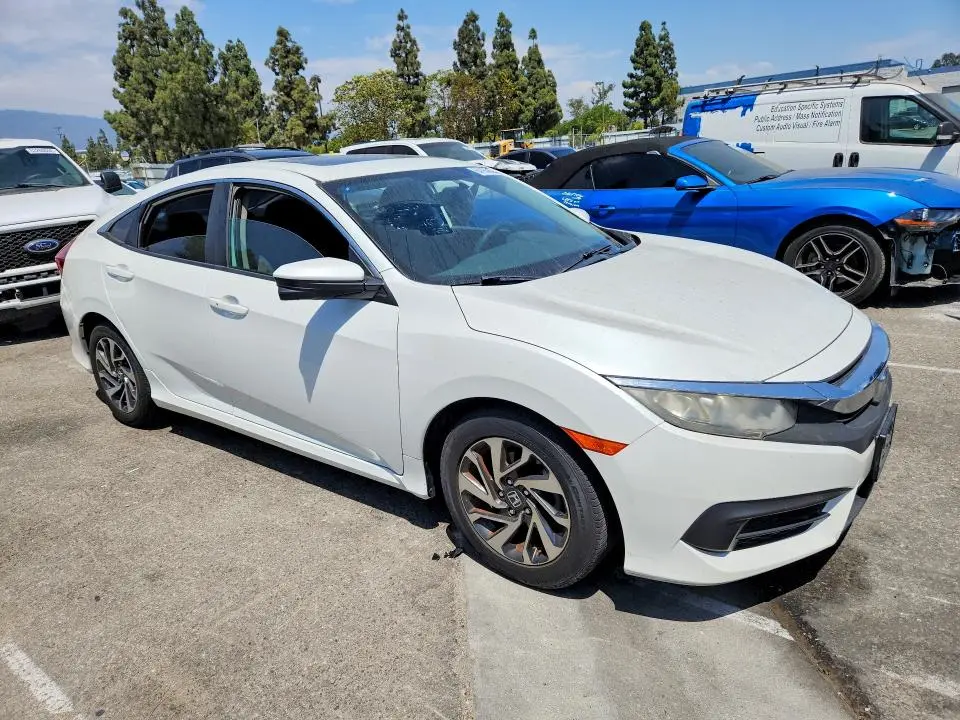 2017 HONDA CIVIC EX  