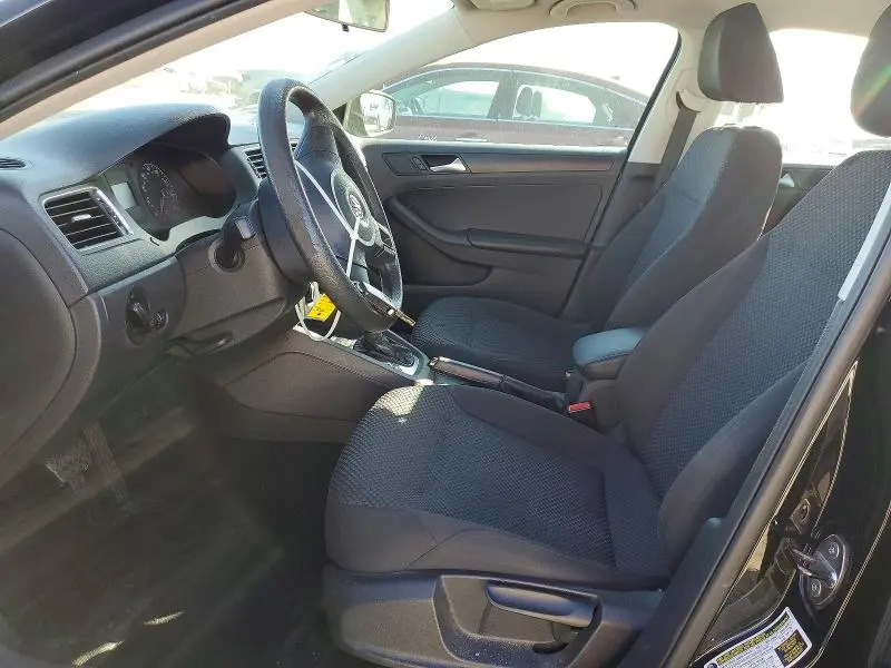 2013 VOLKSWAGEN JETTA BASE  