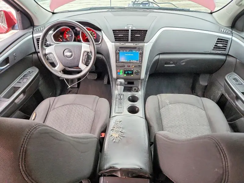 2010 CHEVROLET TRAVERSE LT  
