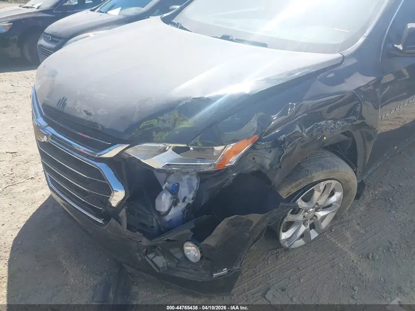 2020 CHEVROLET TRAVERSE FWD LT CLOTH