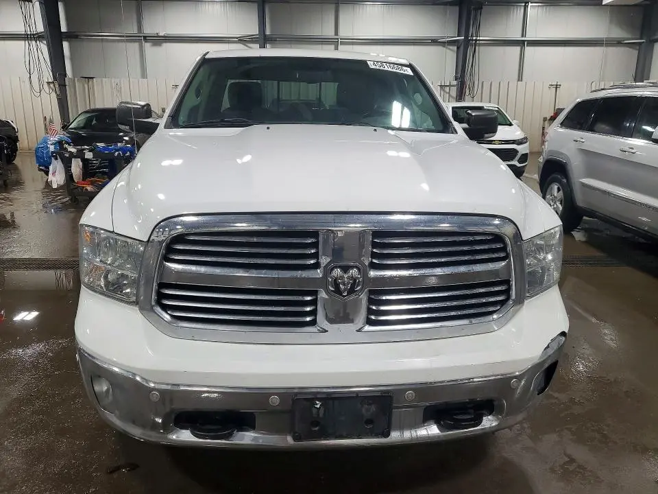 2014 RAM 1500 SLT  