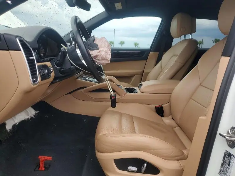 2019 PORSCHE CAYENNE SE HYBRID  