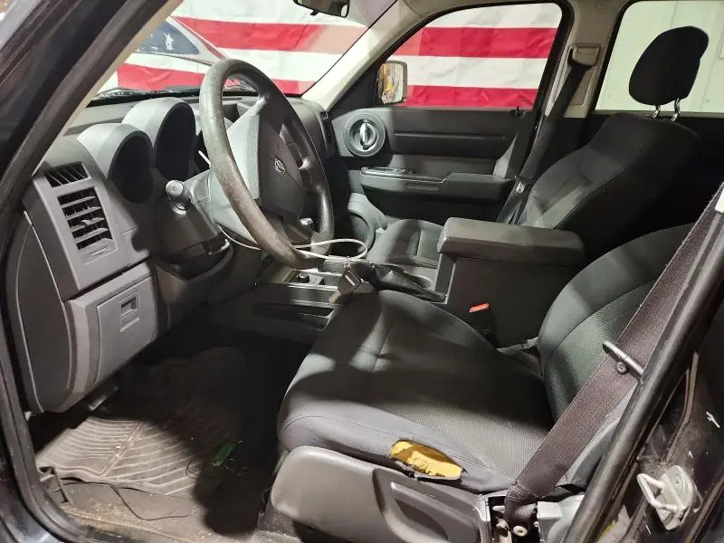 2011 DODGE NITRO SE  