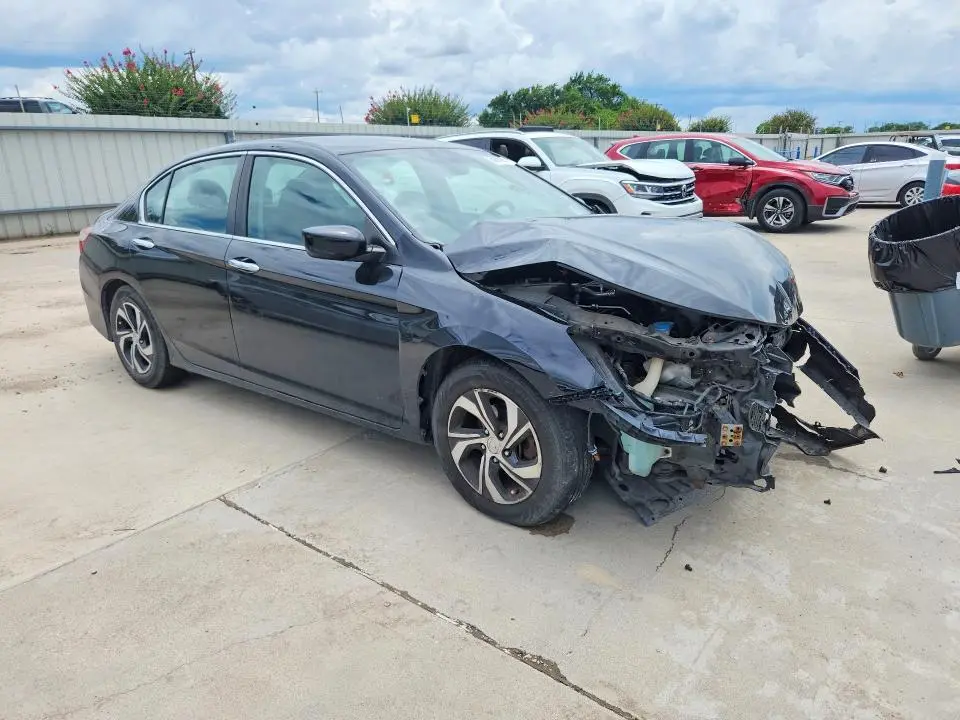 2017 HONDA ACCORD LX  