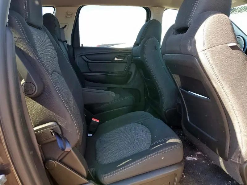 2014 CHEVROLET TRAVERSE LT  