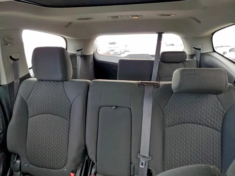 2012 CHEVROLET TRAVERSE LT  