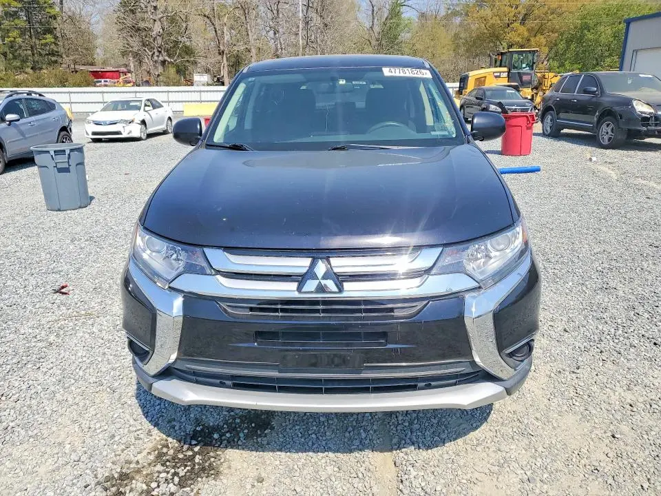 2018 MITSUBISHI OUTLANDER SE  